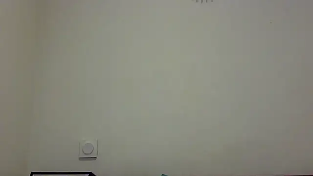 Snapshot of feline27 chatting on October 26, 2025, 7:09 pm feline27 online show from October 26, 2025, 7:09 pm