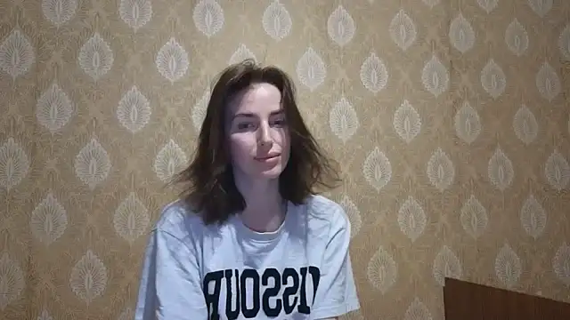 xx adrihanna xx online show from February 21, 2026, 5:25 pm