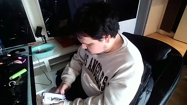 Bebemickey75 online show from March 28, 2026, 5:12 pm