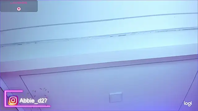 Snapshot of AbbieEdmond chatting on September 13, 2025, 4:23 am AbbieEdmond online show from September 13, 2025, 4:23 am