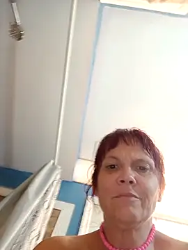 Snapshot of spundarella420 chatting on January 30, 2025, 8:42 pm spundarella420 online show from January 30, 2025, 8:42 pm