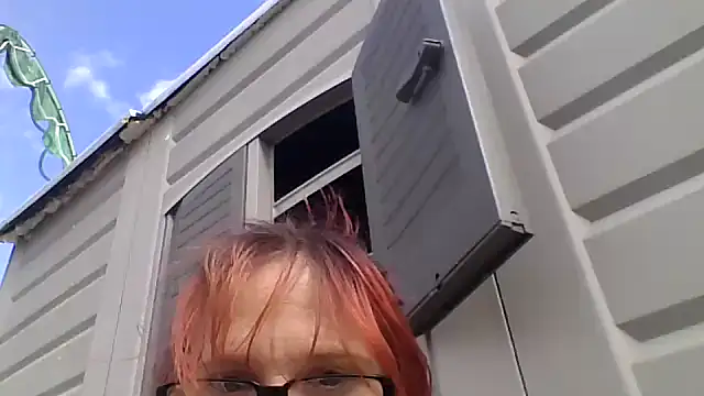 Snapshot of spundarella420 chatting on November 29, 2025, 6:22 pm spundarella420 online show from November 29, 2025, 6:22 pm