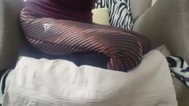 Web Lady online show from December 4, 2025, 5:39 am