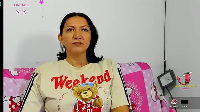 Snapshot of Angelblue_ chatting on February 24, 2026, 1:20 pm Angelblue online show from February 24, 2026, 1:20 pm