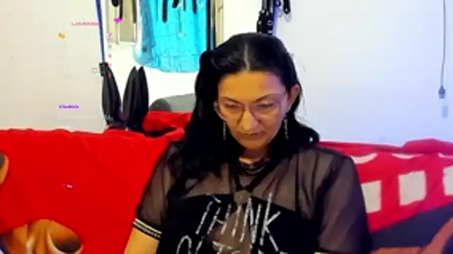 Snapshot of Angelblue_ chatting on April 15, 2026, 3:41 pm Angelblue online show from April 15, 2026, 3:41 pm