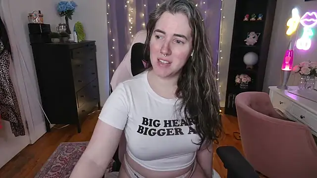 rachelbrooksxx online show from March 20, 2025, 7:04 pm