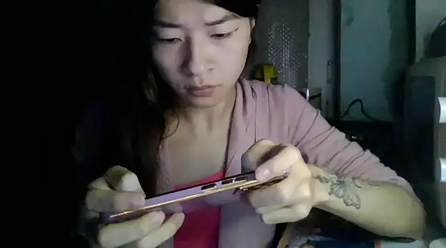 Snapshot of CarlyJoy chatting on February 3, 2025, 1:51 pm CarlyJoy online show from February 3, 2025, 1:51 pm