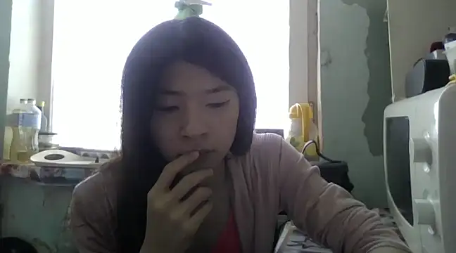 Snapshot of CarlyJoy chatting on February 6, 2025, 9:32 am CarlyJoy online show from February 6, 2025, 9:32 am