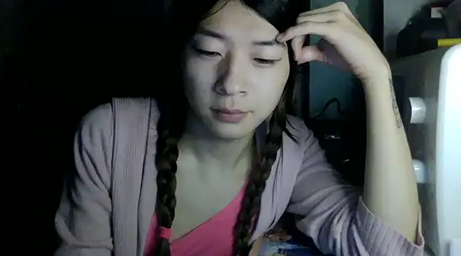 Snapshot of CarlyJoy chatting on February 9, 2025, 3:23 pm CarlyJoy online show from February 9, 2025, 3:23 pm