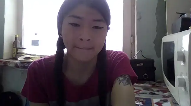 Snapshot of CarlyJoy chatting on February 19, 2025, 10:56 am CarlyJoy online show from February 19, 2025, 10:56 am