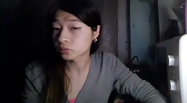 Snapshot of CarlyJoy chatting on March 4, 2025, 2:32 pm CarlyJoy online show from March 4, 2025, 2:32 pm