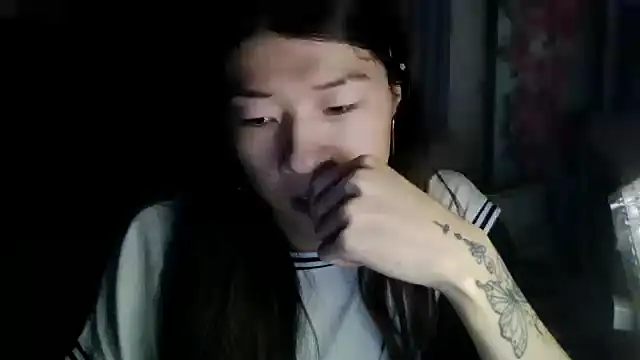 Snapshot of CarlyJoy chatting on October 1, 2025, 4:46 pm CarlyJoy online show from October 1, 2025, 4:46 pm