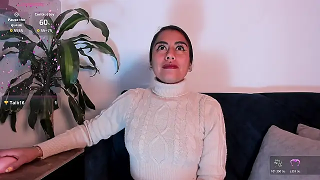 Snapshot of im_amber chatting on November 6, 2025, 1:45 pm im amber online show from November 6, 2025, 1:45 pm