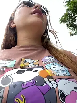 Snapshot of Natha_Fantasy chatting on January 9, 2025, 6:57 pm Natha Fantasy online show from January 9, 2025, 6:57 pm