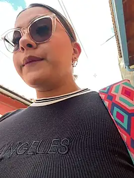 Snapshot of Natha_Fantasy chatting on January 31, 2025, 6:57 pm Natha Fantasy online show from January 31, 2025, 6:57 pm