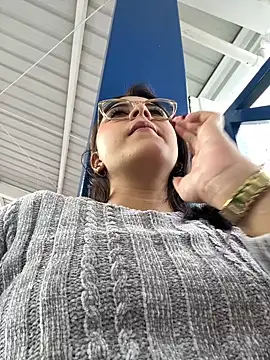 Snapshot of Natha_Fantasy chatting on February 4, 2025, 8:49 pm Natha Fantasy online show from February 4, 2025, 8:49 pm