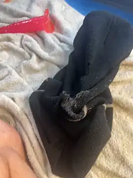 the littleangel1 online show from February 26, 2025, 1:52 pm