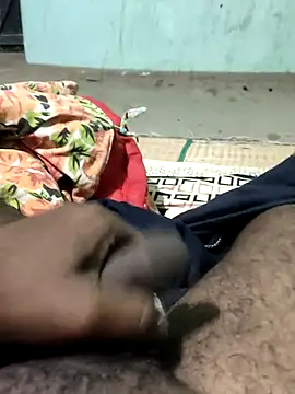 Snapshot of SILENT_FUCKER_01 chatting on January 11, 2025, 9:57 am SILENT FUCKER 01 online show from January 11, 2025, 9:57 am