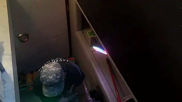 Snapshot of Bi_curious86 chatting on November 1, 2025, 10:01 pm Bi curious86 online show from November 1, 2025, 10:01 pm