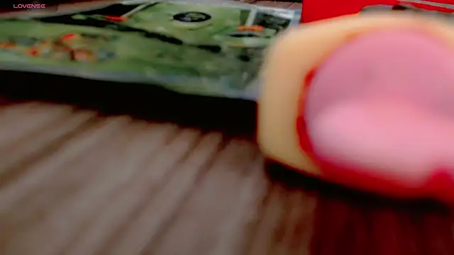 Snapshot of Hannahsmit chatting on January 11, 2025, 9:15 pm Hannahsmit online show from January 11, 2025, 9:15 pm