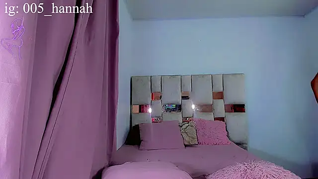 Snapshot of Hannahsmit chatting on September 18, 2025, 8:05 am Hannahsmit online show from September 18, 2025, 8:05 am