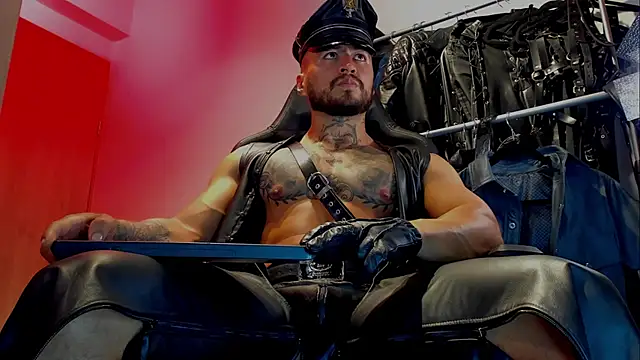 billyMayer  online show from December 29, 2024, 11:39 pm