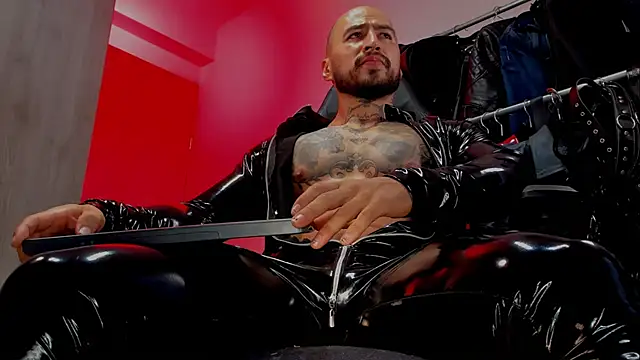 billyMayer  online show from February 4, 2025, 10:13 pm