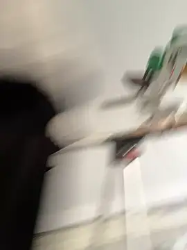 Snapshot of CuddlyFloat88 chatting on January 7, 2026, 10:45 pm CuddlyFloat88 online show from January 7, 2026, 10:45 pm