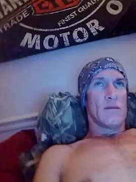 Snapshot of CuddlyFloat88 chatting on January 14, 2026, 11:05 am CuddlyFloat88 online show from January 14, 2026, 11:05 am