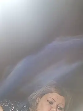 ducicsajsziii online show from January 17, 2026, 6:51 am