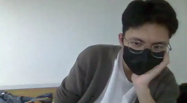 Snapshot of Gwencloudy chatting on January 1, 2025, 1:27 pm Gwencloudy online show from January 1, 2025, 1:27 pm