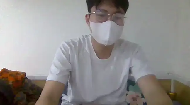 Snapshot of Gwencloudy chatting on February 28, 2025, 1:58 pm Gwencloudy online show from February 28, 2025, 1:58 pm