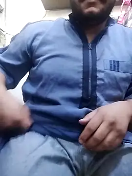 Snapshot of Fouzi1234bhm chatting on October 24, 2025, 1:29 pm Fouzi1234bhm online show from October 24, 2025, 1:29 pm