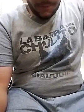 Snapshot of Fouzi1234bhm chatting on November 1, 2025, 1:46 pm Fouzi1234bhm online show from November 1, 2025, 1:46 pm