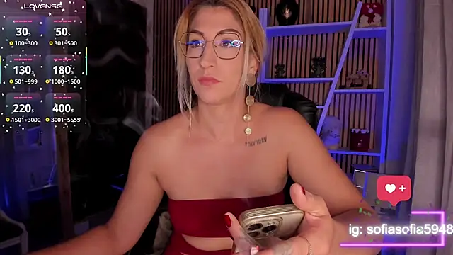 sofiah  online show from April 14, 2026, 6:03 pm