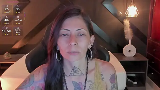 dark gotica online show from February 20, 2026, 7:14 pm