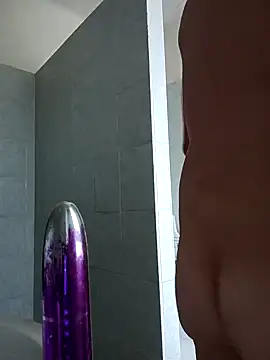 petitpeps84 online show from February 12, 2025, 8:06 am