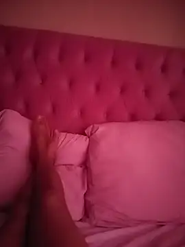 ShooingBunch online show from March 4, 2026, 12:22 pm