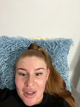 Snapshot of alexababy chatting on October 15, 2025, 11:10 am alexababy online show from October 15, 2025, 11:10 am