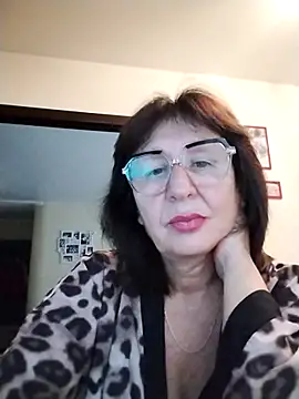 AlbinaXPretty online show from October 4, 2025, 9:29 am