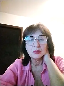 AlbinaXPretty online show from October 8, 2025, 7:11 pm