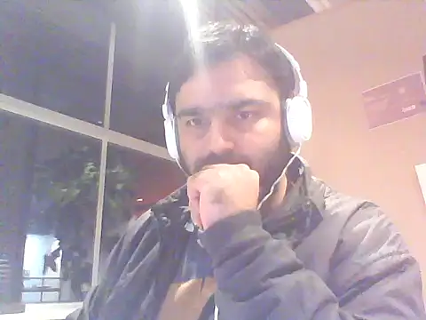 JohnBond009 online show from April 15, 2026, 7:58 pm