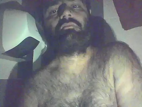 Snapshot of JohnBond009 chatting on May 22, 2026, 8:58 pm JohnBond009 online show from May 22, 2026, 8:58 pm