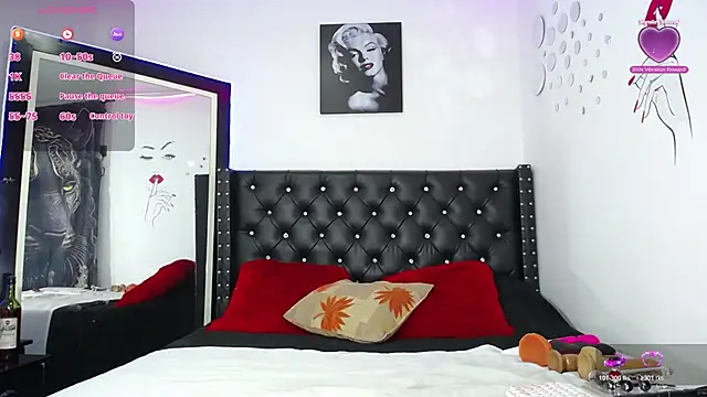 RosseRamiirez online show from March 11, 2026, 9:10 pm