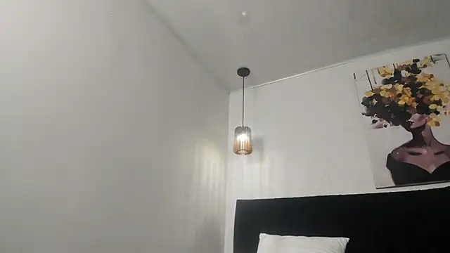 dolly zoe online show from March 26, 2026, 3:01 am