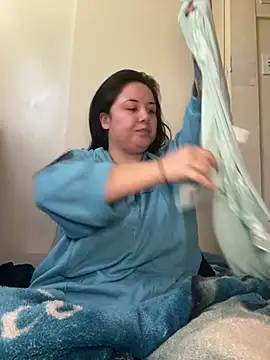 Snapshot of xocrybaby chatting on January 5, 2025, 7:28 pm xocrybaby online show from January 5, 2025, 7:28 pm