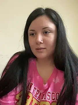 Snapshot of xocrybaby chatting on March 15, 2025, 9:05 pm xocrybaby online show from March 15, 2025, 9:05 pm