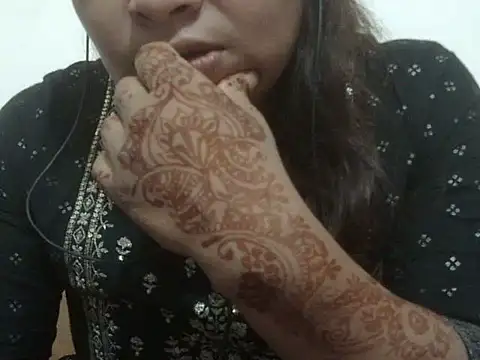 shekira99 online show from June 22, 2026, 2:14 pm