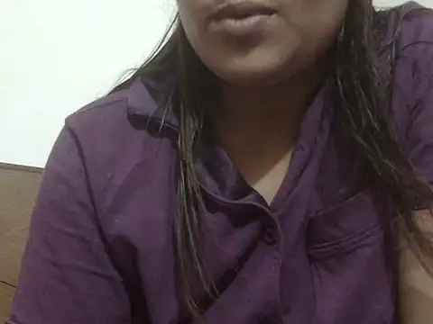 shekira99 online show from June 30, 2026, 2:40 pm