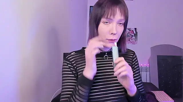 dollmore online show from March 15, 2026, 7:31 pm